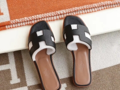夏季旅游必备凉拖 H平底女拖鞋凉拖鞋Epsom皮 黑色 34-42码