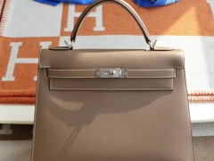 Hermes 男女通用百搭颜色 Ck18大象灰 银扣 Kelly35CM 法国原厂Epsom皮 凯丽凯莉包 纯手缝蜡线缝制