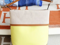 爱马仕 新款帆布水桶包超大容量（进口防水面料）金棕皮拼柠檬黄 老师傅纯手工缝制