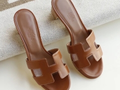 夏季旅游必备凉拖 H中跟4.5cm 女拖鞋凉拖鞋 Swift 金棕色 34-42码