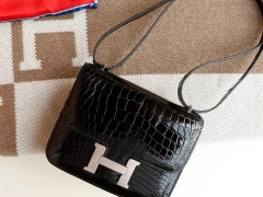 HERMES 爱马仕 CC89黑色 Constance19CM 空姐包 亮面鳄鱼 银扣 纯手工手缝工艺制作