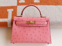 HERMES 3Q新樱花粉 金扣 Minikelly二代 南非鸵鸟皮 迷你凯莉包 纯手缝蜡线缝制工艺
