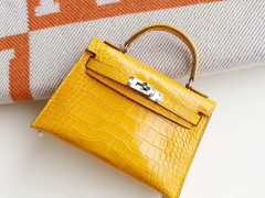 客定、9D琥珀黄 银扣 Minikelly二代 美洲亮面鳄鱼口刻 迷你凯莉包 纯手缝蜡线缝制工艺