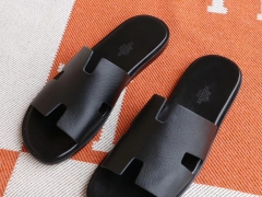 HERMES 现货、H家男士拖鞋 Epsom皮 黑色 38-46码 休闲时尚风格 非常拉轰！