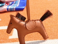 H家新版小马鬃毛系列 中号小号颜色齐全全手缝 金棕色