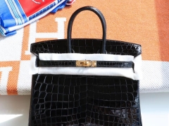 HERMES 客定、CC89黑色 金扣 Birkin25CM 亮面鳄鱼俩点 总监纯手缝蜡线缝制 铂金包
