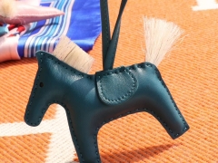 H家新版小马鬃毛系列 中号小号颜色齐全全手缝 祖母绿