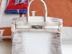 HERMES 喜马拉雅鳄鱼白 Birkin30CM 铂金包 永垂不朽的经典颜色 看着就高贵！纯手缝蜡线！