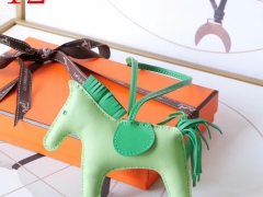 H家新版小马鬃毛系列 中号小号颜色齐全全手缝 牛油果绿