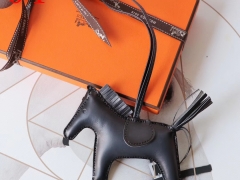 H家 新版小马 鬃毛系列 中号 小号 颜色齐全 全手缝 黑色