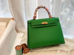 Kelly 25cm epsom皮 1k竹子绿 金扣 版型比birkin更有年轻的感觉 可拎可肩背