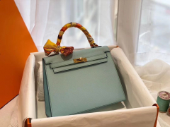 Kelly 25cm epsom皮 L5龙虾粉 银扣 版型比birkin更有年轻的感觉 可拎可肩背