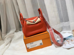 爱马仕 mini Lindy 超高颜值 上身好看又百搭 进口TC皮 S3心红 19年春夏的新颜色 020大家都需要红红火火