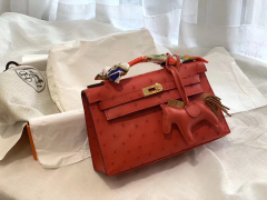 HERMES Q5国旗红 金扣 鸵鸟皮 22 Kelly pochette一代 手包晚宴包/配上猪鼻子链可当小挎包