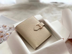 Bearn 对折短夹 epsom 蜡线手工缝制 cc10奶昔白