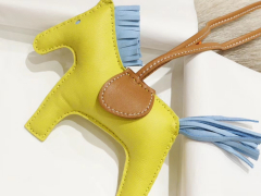 爱马仕 H家小马挂件挂饰 中号小号颜色齐全全手缝 直接当真的送礼完全没问题