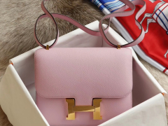 HERMES 现货 X9锦葵紫 Constance19CM 空姐包 专柜原厂Epsom皮 金扣 纯手工手缝工艺制作 粉中带紫，无论任何场合都hold的住