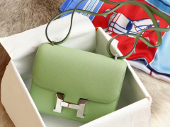 HERMES 现货 专柜最新色3i牛油果色Constance19CM 空姐包 原厂Epsom皮 银扣 纯手工手缝工艺制作 专柜最新热卖颜色