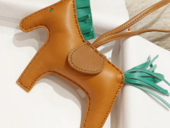 爱马仕 H家小马挂件挂饰 中号小号颜色齐全全手缝 直接当真的送礼完全没问题