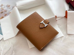 Bearn 对折短夹 epsom 蜡线手工缝制 37金棕