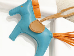 爱马仕 H家小马挂件挂饰 中号小号颜色齐全全手缝 直接当真的送礼完全没问题