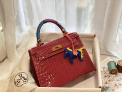 爱马仕 E5桃红 金扣 kelly 28 亮光 nilo尼罗两点鳄鱼皮