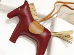 爱马仕 H家小马挂件挂饰 中号小号颜色齐全全手缝 直接当真的送礼完全没问题