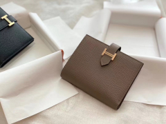 Bearn 对折短夹 epsom 蜡线手工缝制 M8沥青灰 玫瑰金扣