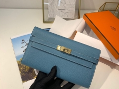 HERMES epsom 皮 75 牛仔蓝 金扣 Kelly经典钱包 搭配猪鼻子长项链 秒变小斜挎包
