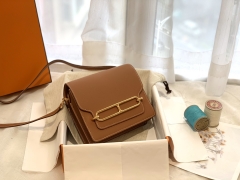 Mini 小猪包Roulis 性价比超高 五金扣也更用活力 简单方便 夏季小包 ck 37 金棕色 金刚大色 百搭