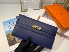 HERMES epsom 皮 73 宝石蓝 金扣 Kelly经典钱包 颜值与实用并存的钱包 搭配猪鼻子长项链 秒变小斜挎包
