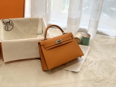 爱马仕女包批发 mini kelly 二代 19cm eposom 银扣 ?i9杏仁黄