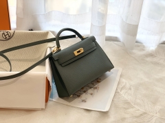 HERMES 爱马仕 mini kelly 二代 19cm 金扣 63杏仁绿  气质好搭配