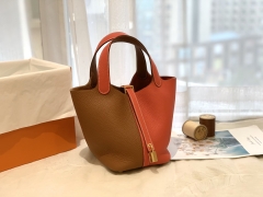 爱马仕包包同款 专柜同步新色 18 picotin lock 菜篮子 进口clemence皮  37金棕拼S3心红 金扣