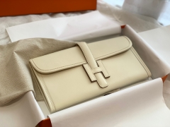 H家爱马仕香港官网 Jige 29cm 密蜡线缝制.swift皮 手包 中包 晚宴包 百搭款 CC10 奶昔白