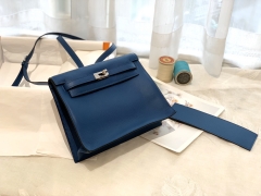 爱马仕女包价格 新到现货 Kelly Danse 小肩包 一包多用法 evercolor皮 深邃蓝