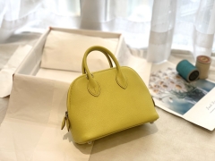 爱马仕香港官网 18mini bolide/保龄球 山羊皮 柠檬黄 金银扣