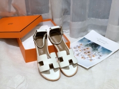 H凉鞋 意大利工坊进口欧洲原A级底 进口法国 swift皮 渠道原厂皮 垫脚: 纯进口意大利走私 混种 环保山羊皮 size: 34-41